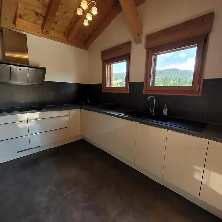 Шале Chaleureux 4* Aux Gets, 3 Niveaux, 6 Pers., Terrasse, Poele A Bois, Wifi - Fr-1-598-10