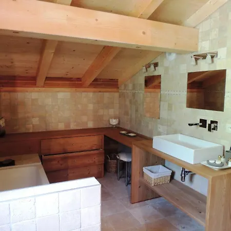 Шале Chaleureux 4* Aux Gets, 3 Niveaux, 6 Pers., Terrasse, Poele A Bois, Wifi - Fr-1-598-10