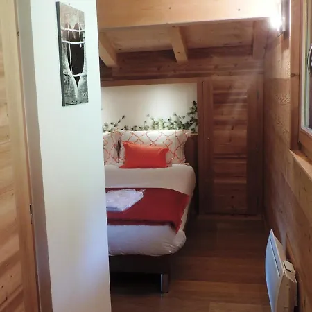 Chaleureux 4* Aux Gets, 3 Niveaux, 6 Pers., Terrasse, Poele A Bois, Wifi - Fr-1-598-10 * Ле-Гет